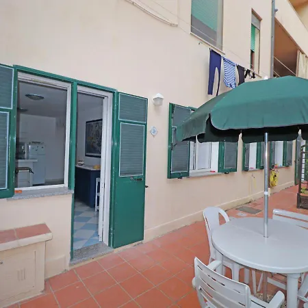 Apartment Volta 01- Bilocale Nel Centro Storico Di La Maddalena La Maddalena (Sassari)
